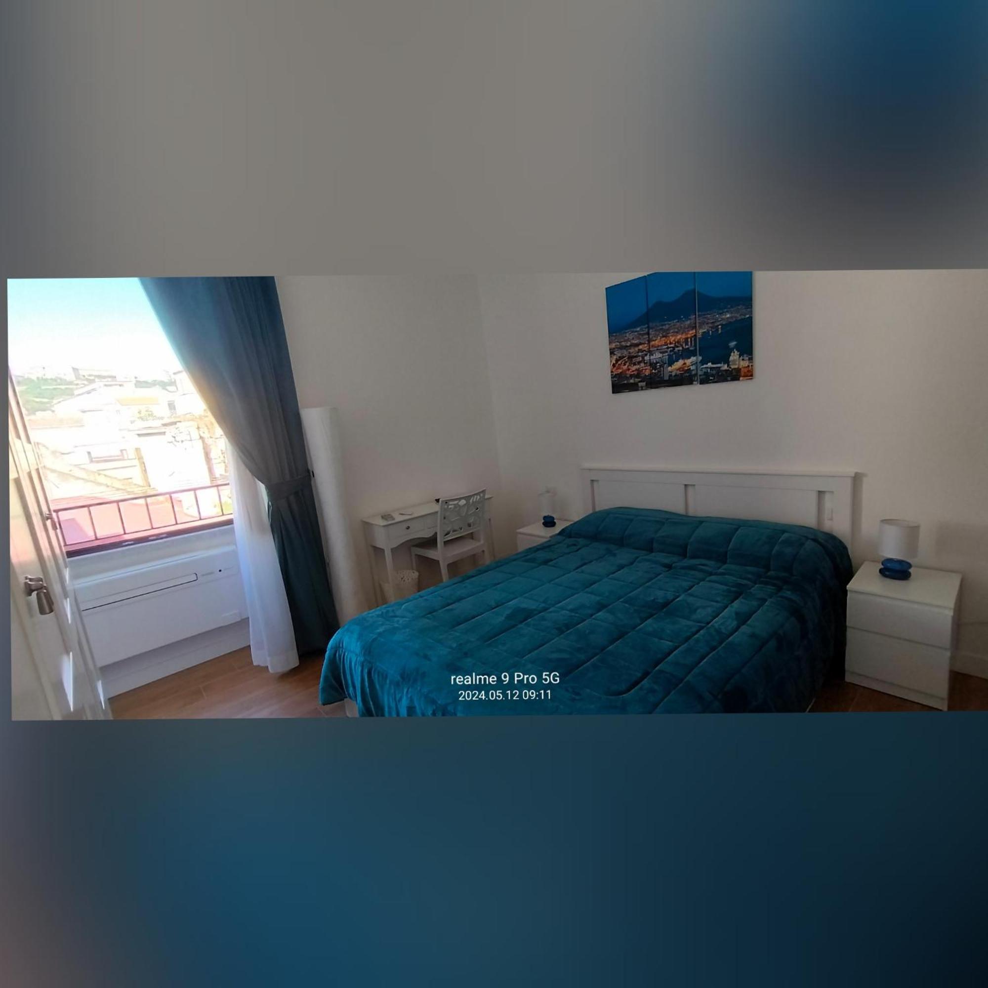 Le Follie Parthenopee Bed & Breakfast Napoli Bagian luar foto