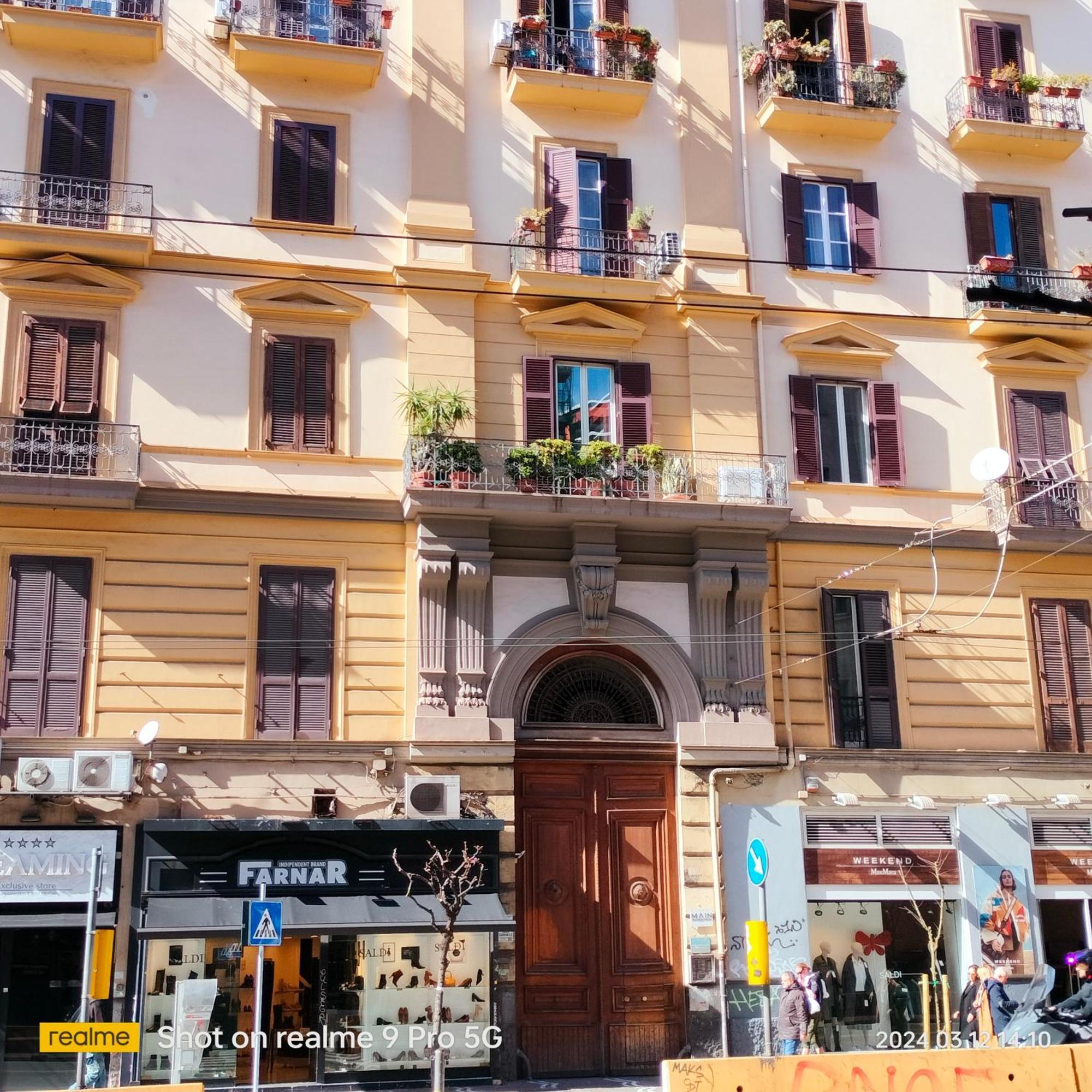 Le Follie Parthenopee Bed & Breakfast Napoli Bagian luar foto