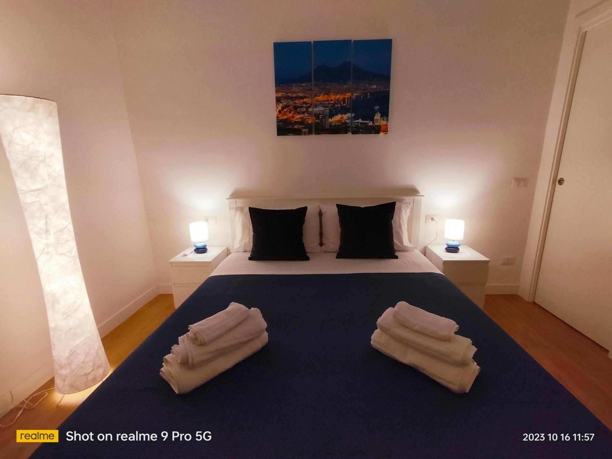 Le Follie Parthenopee Bed & Breakfast Napoli Bagian luar foto